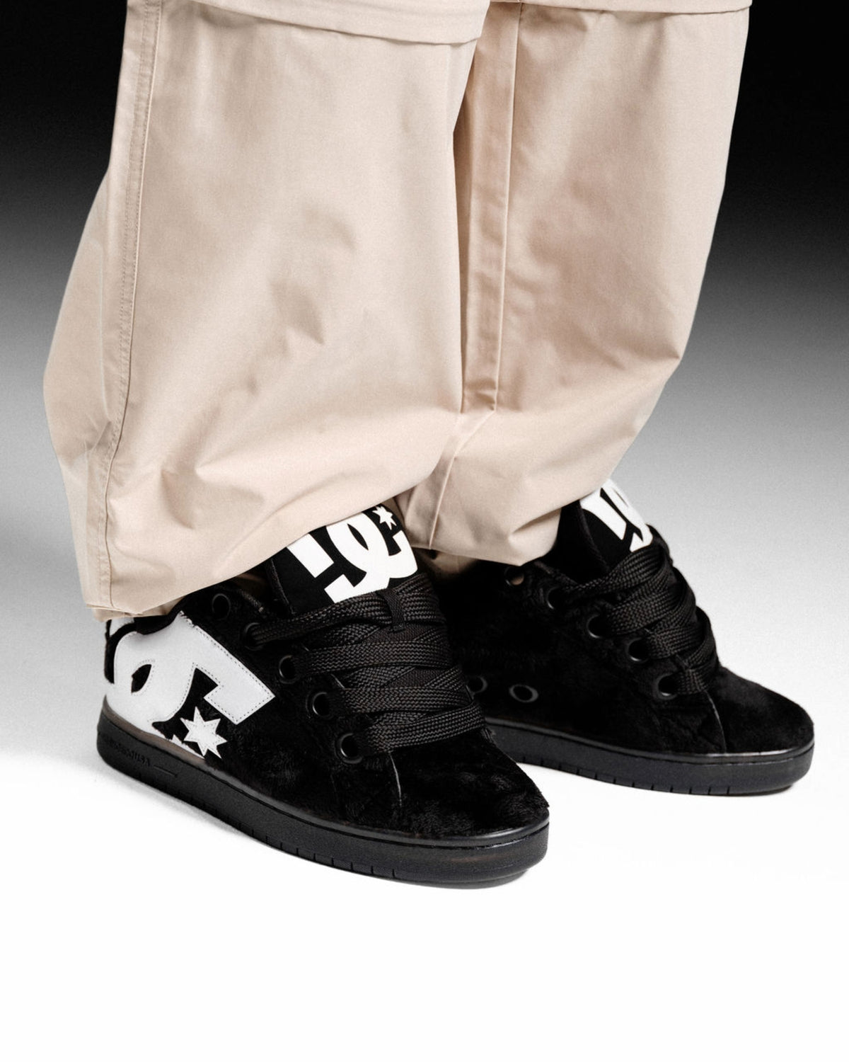 Court Graffik Sneakers
