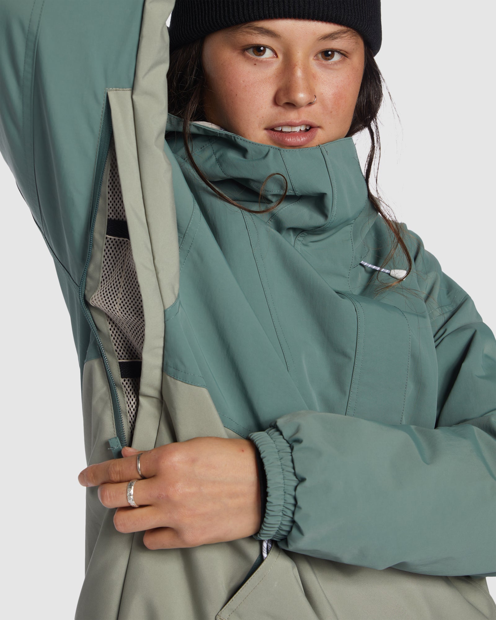 Womens Winebs Chalet Anorak Snow Jacket