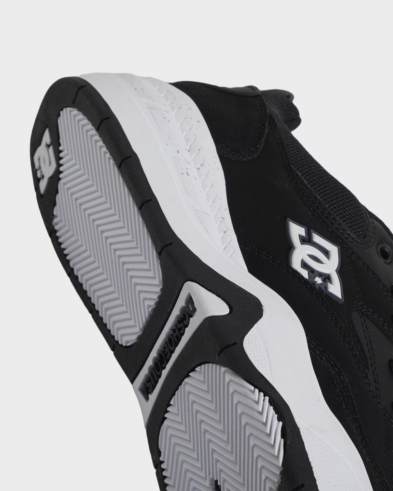 Mens DC Ascend Sneakers