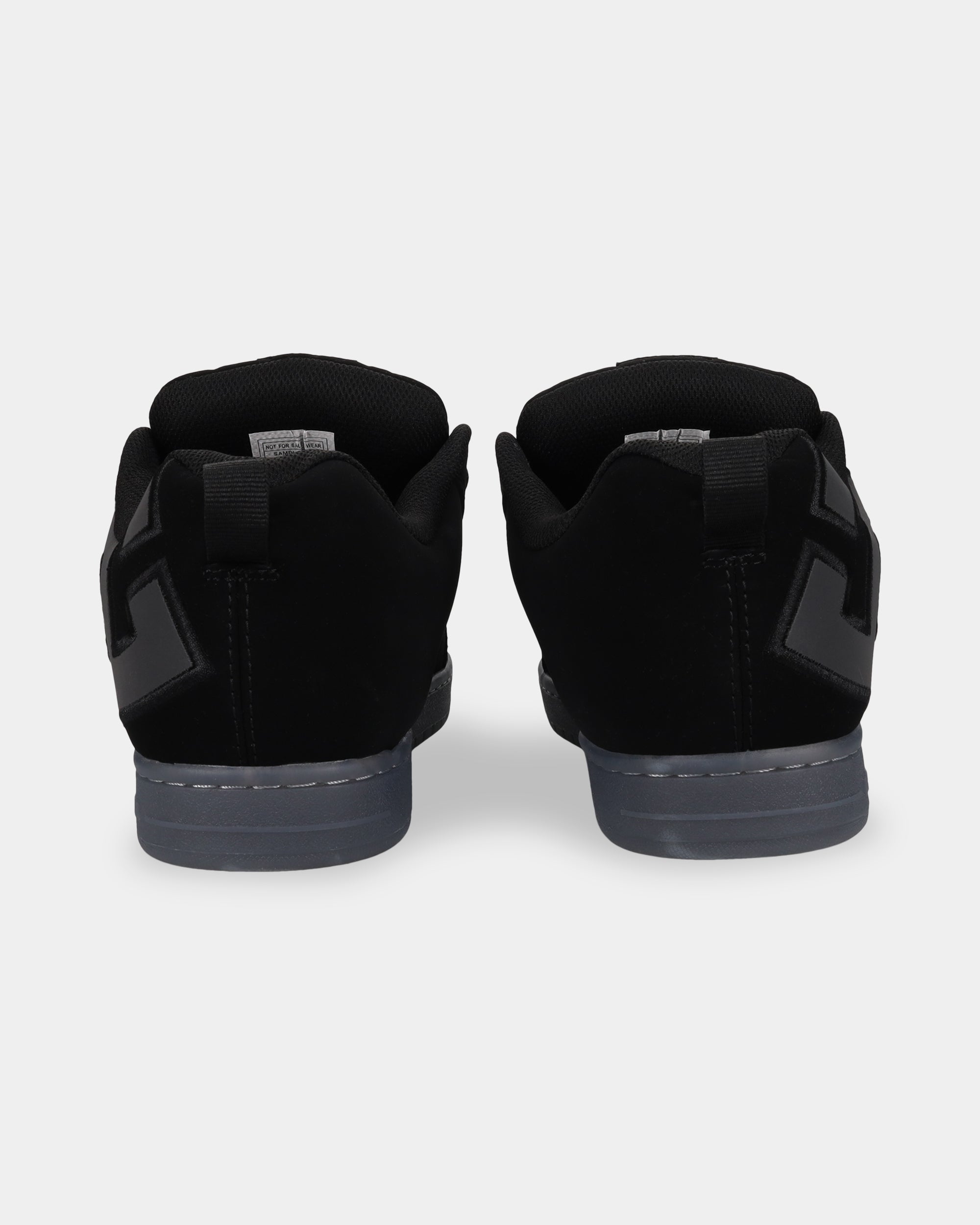 dc01665_dcshoes_002_bck1