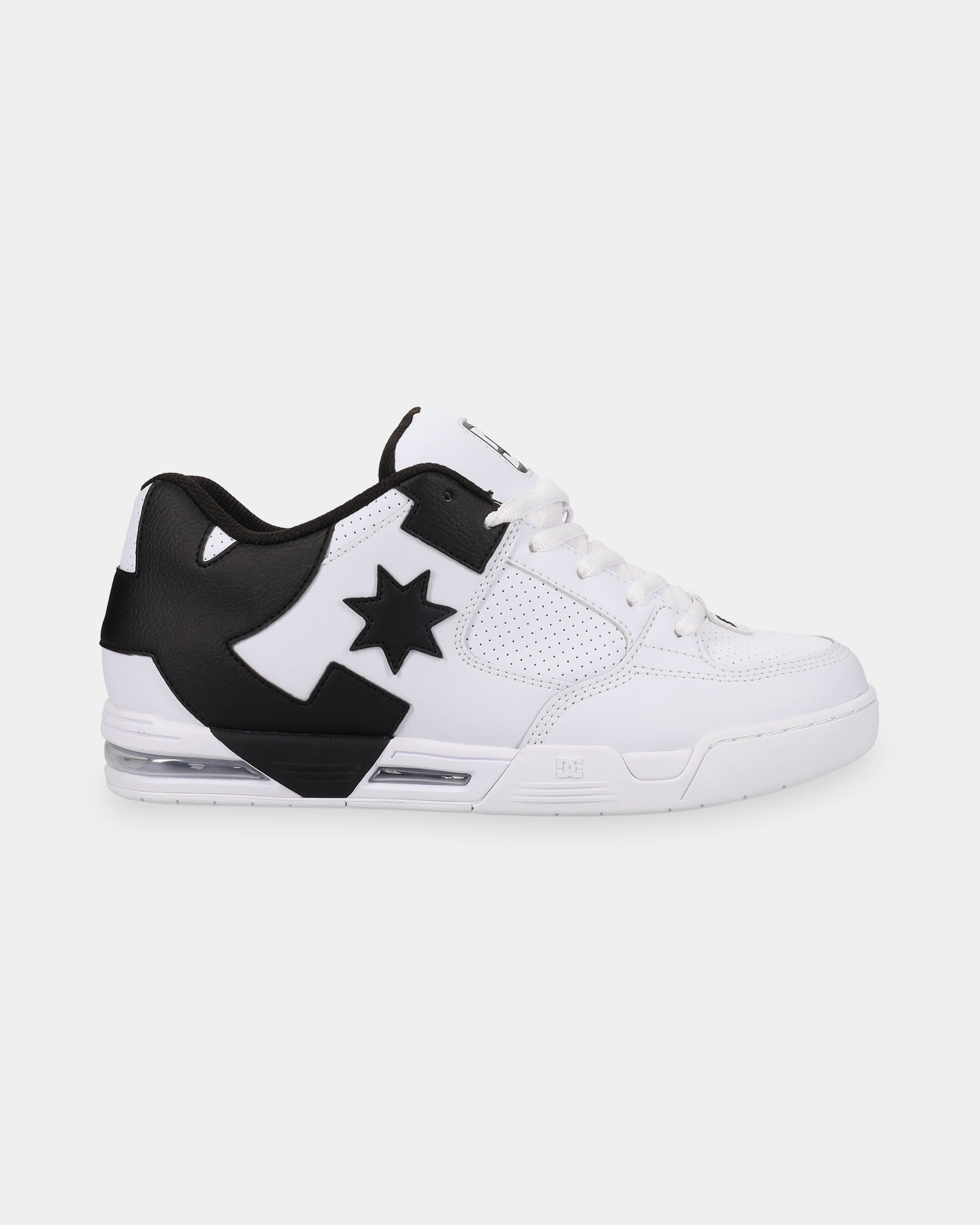 dc02220_dcshoes_102_sd1