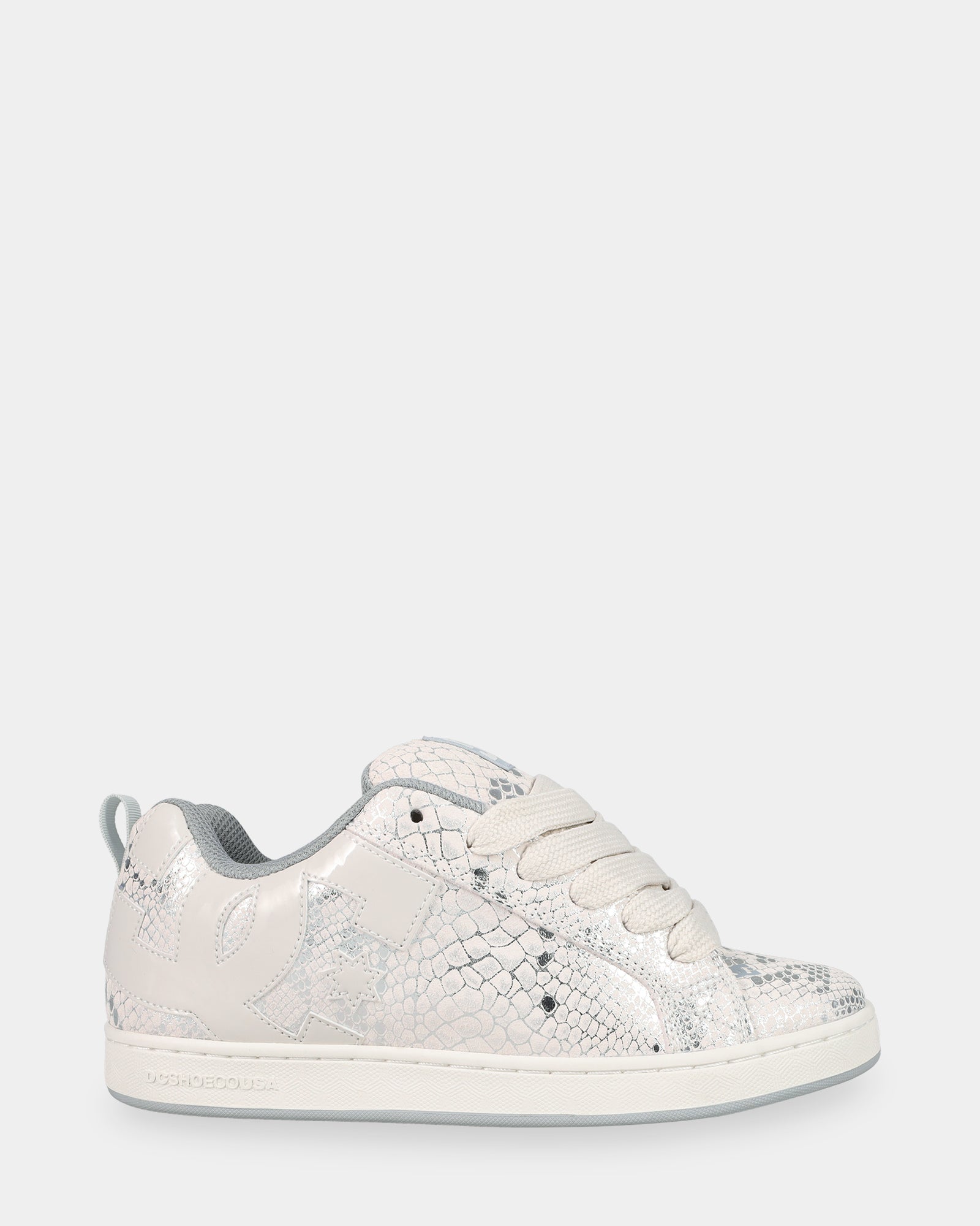 dc02222_dcshoes_026_sd1