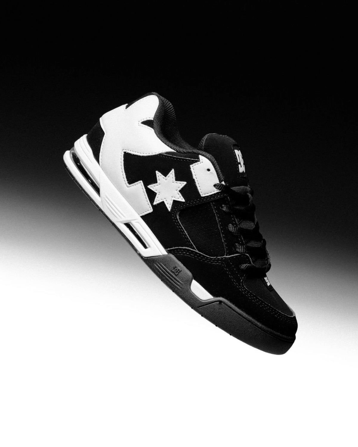 Mens Dc Commad Skate Shoes