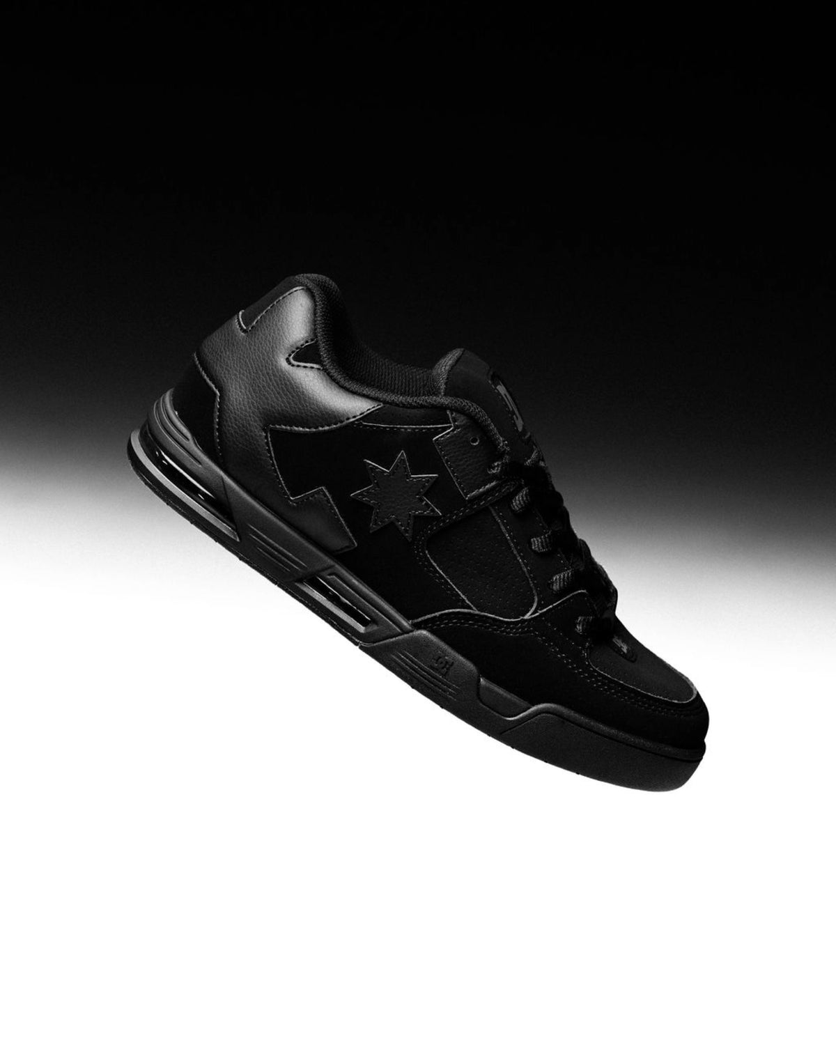 Mens Dc Commad Skate Shoes