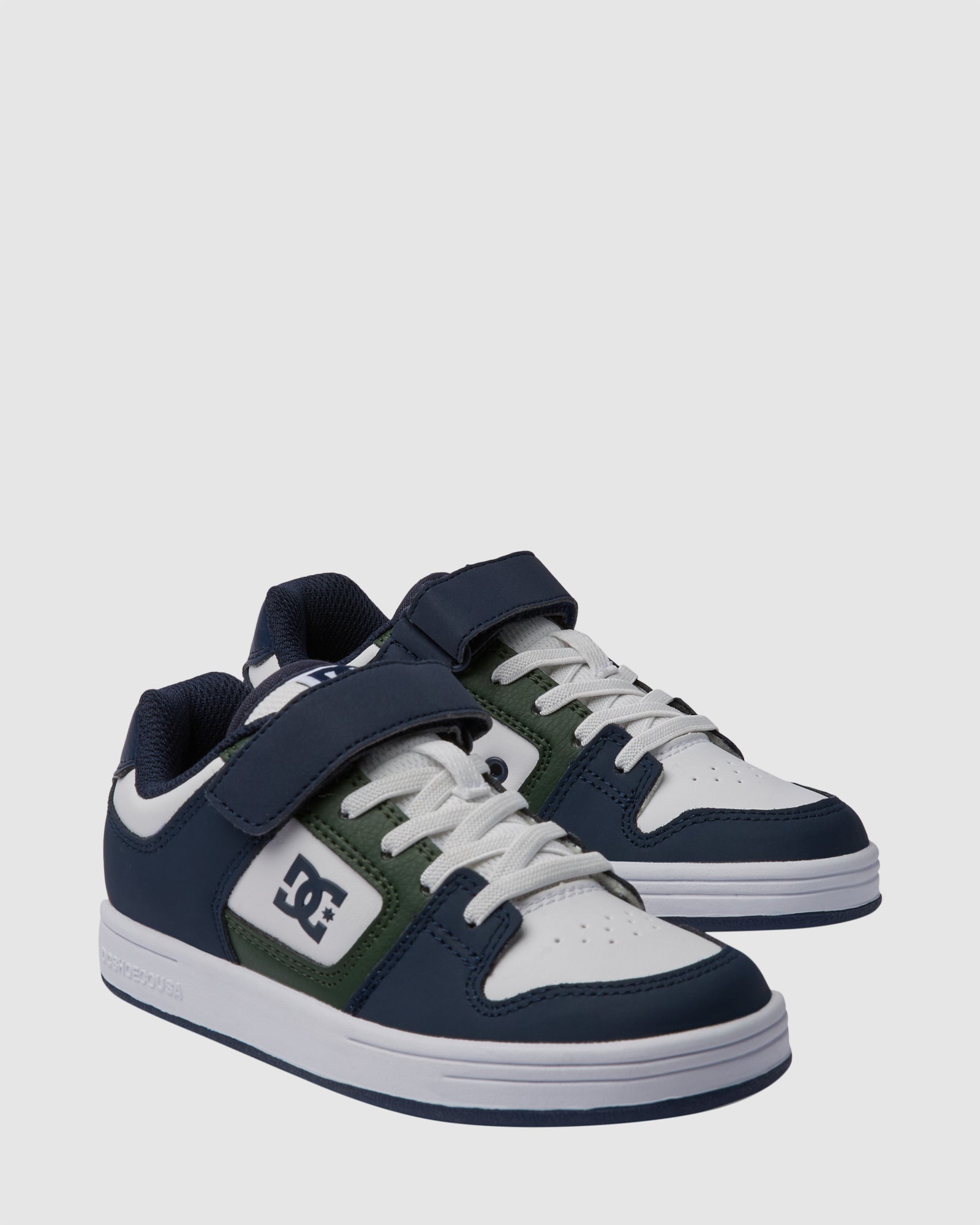 Kids Manteca V Skate Shoes WHITE/BLUE/GREEN 11 DC Shoes
