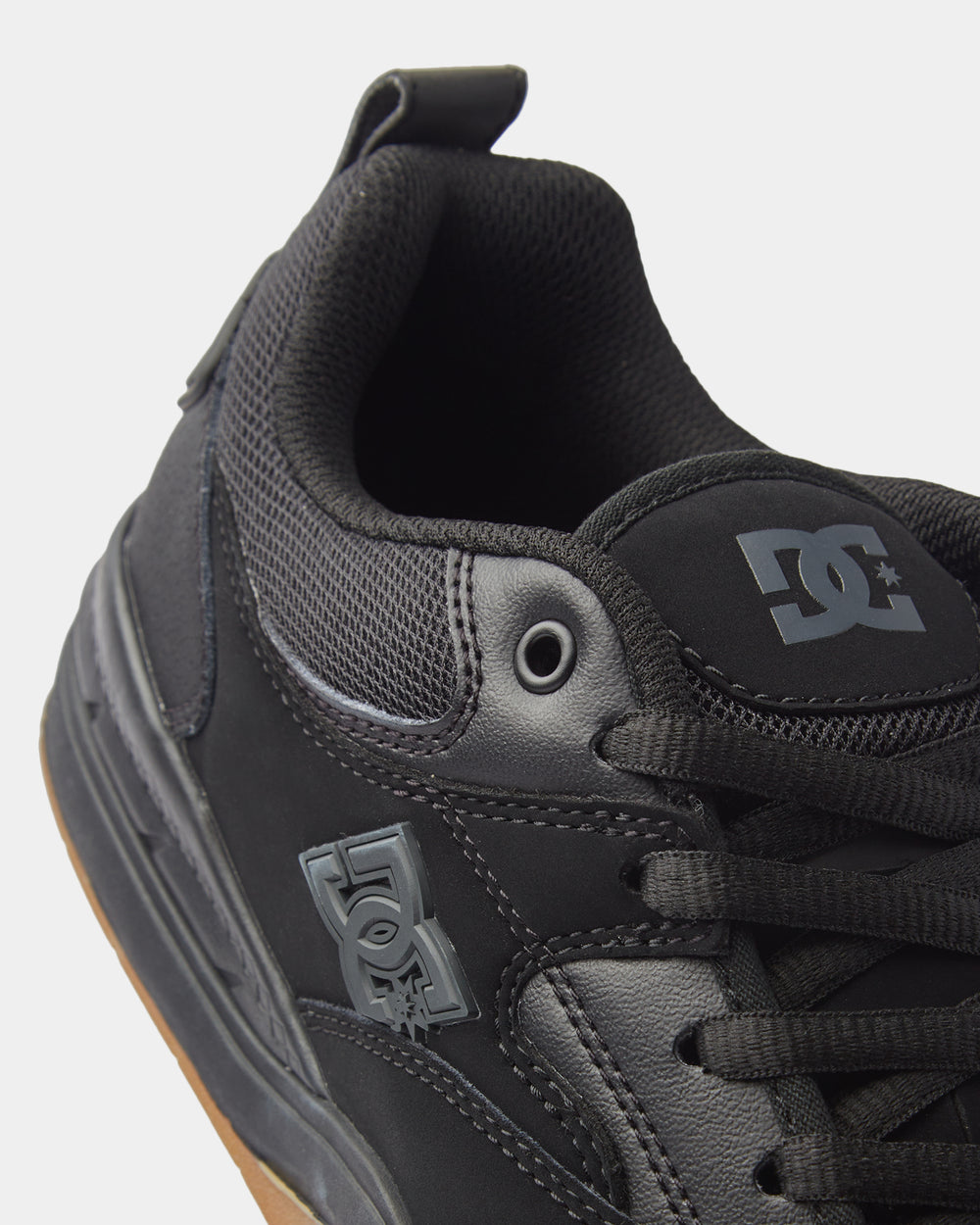 Mens DC Ascend Skate Shoes - BLACK/BLACK/GUM / 4 | DC Shoes
