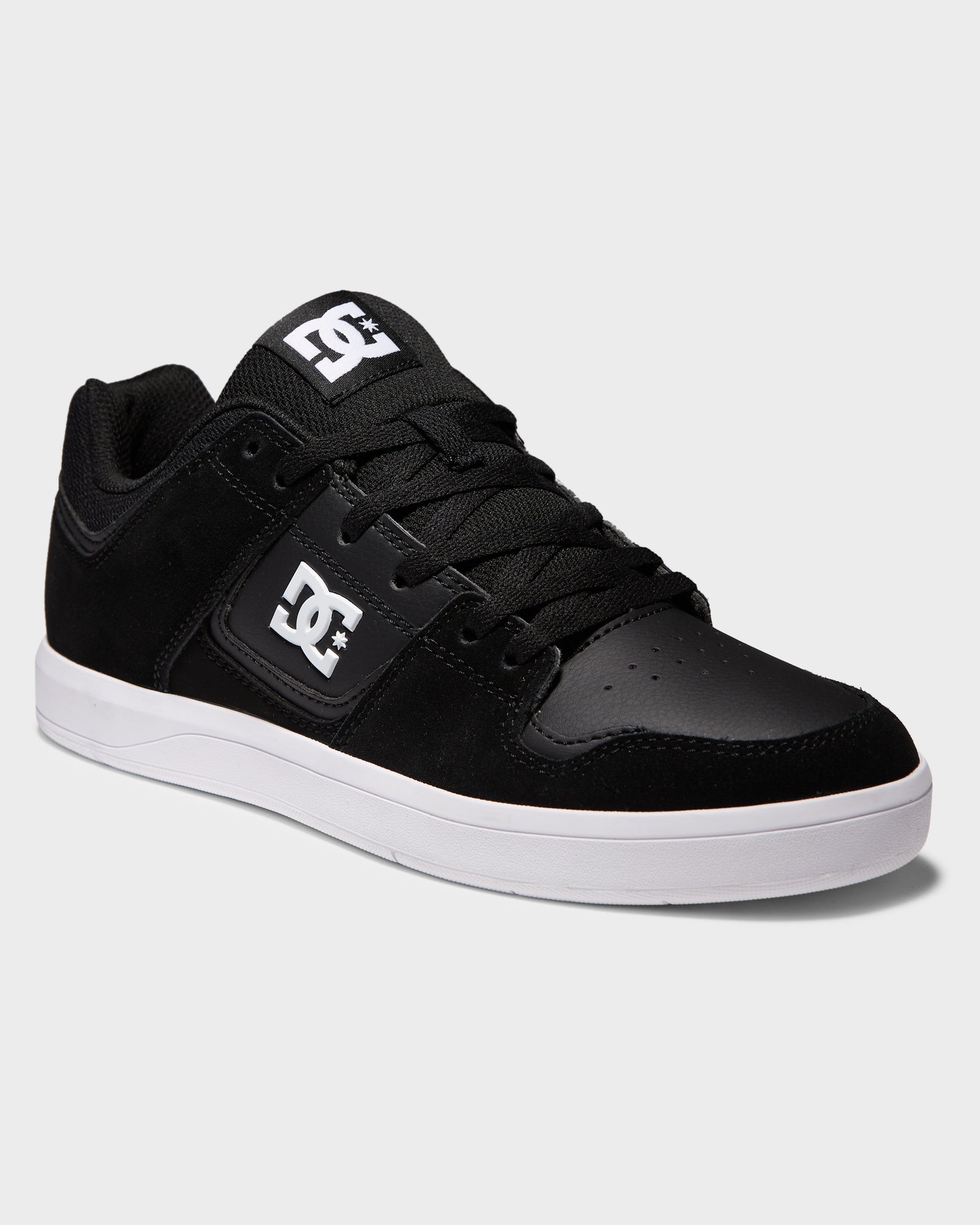 DC SHOES CURE